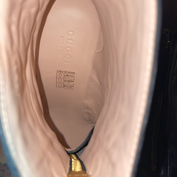 Authentic Gucci Ankle boots - Picture 2 of 7